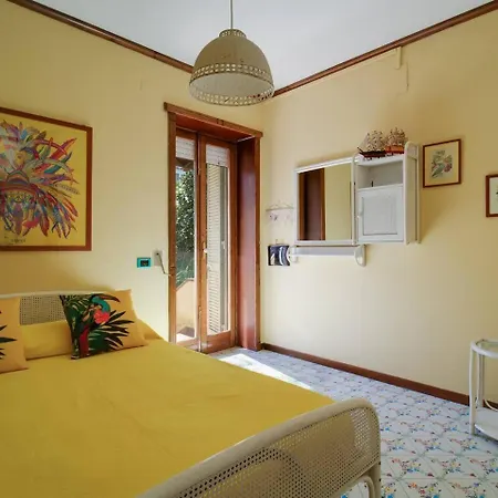 La Maison D'ileane Di Silvana By Italianhost *